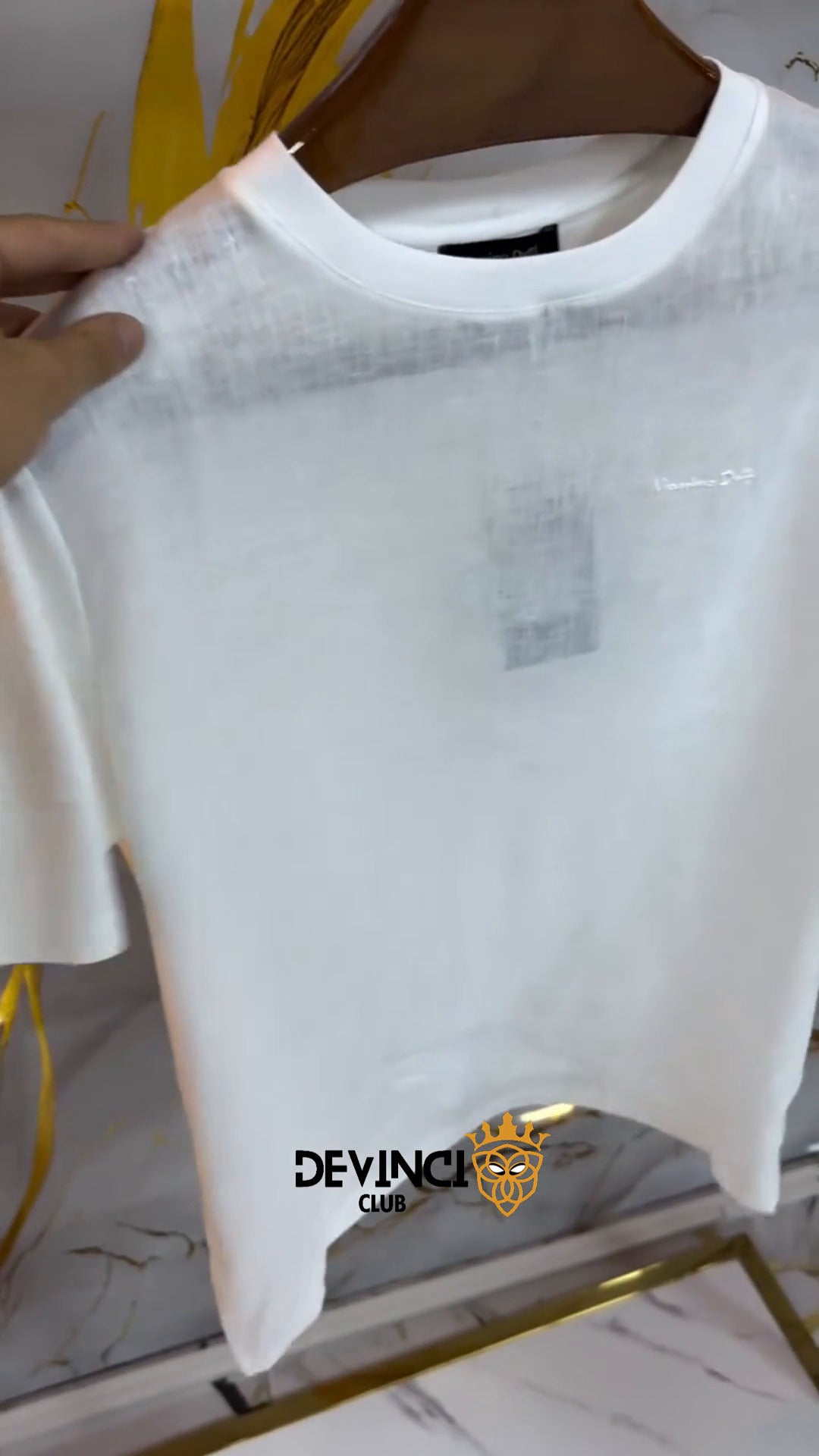 T-shirt homme confectionné en lin 100%