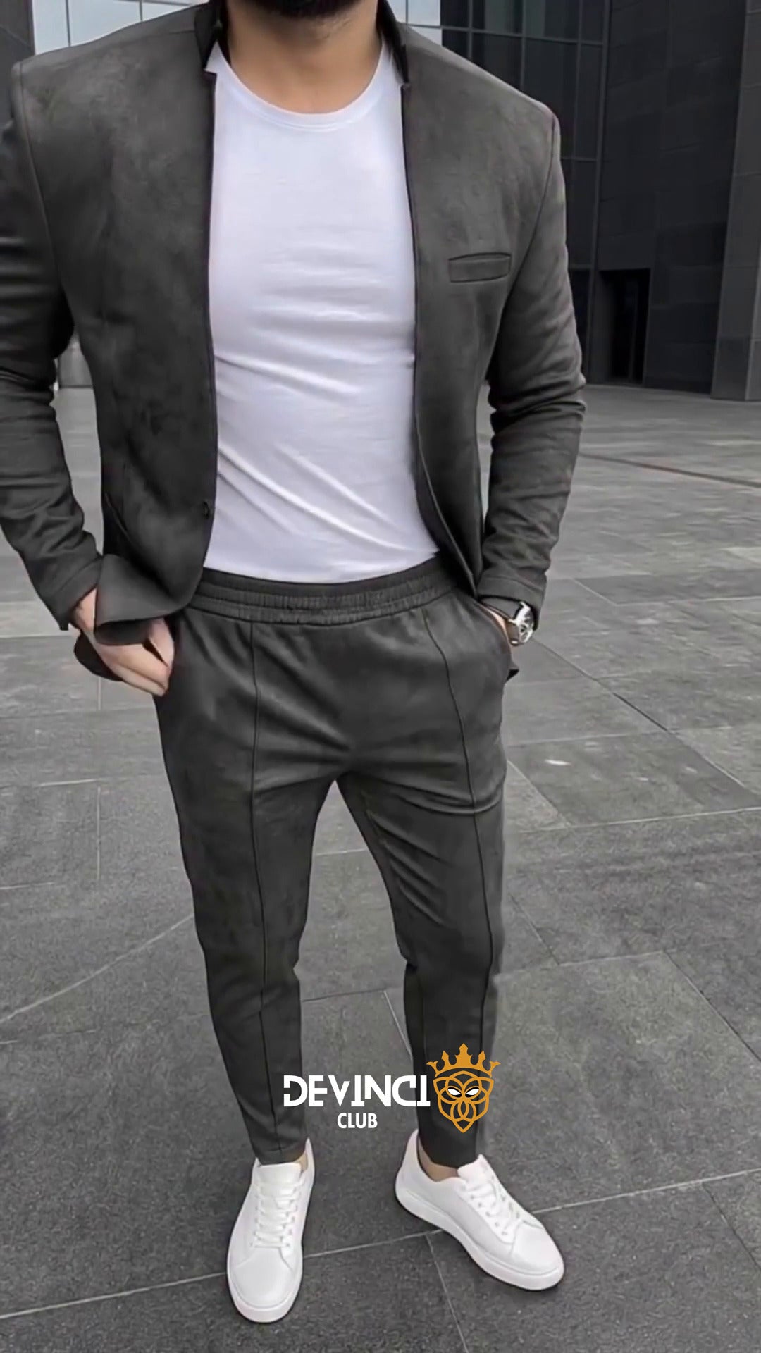 Costume classique en daim