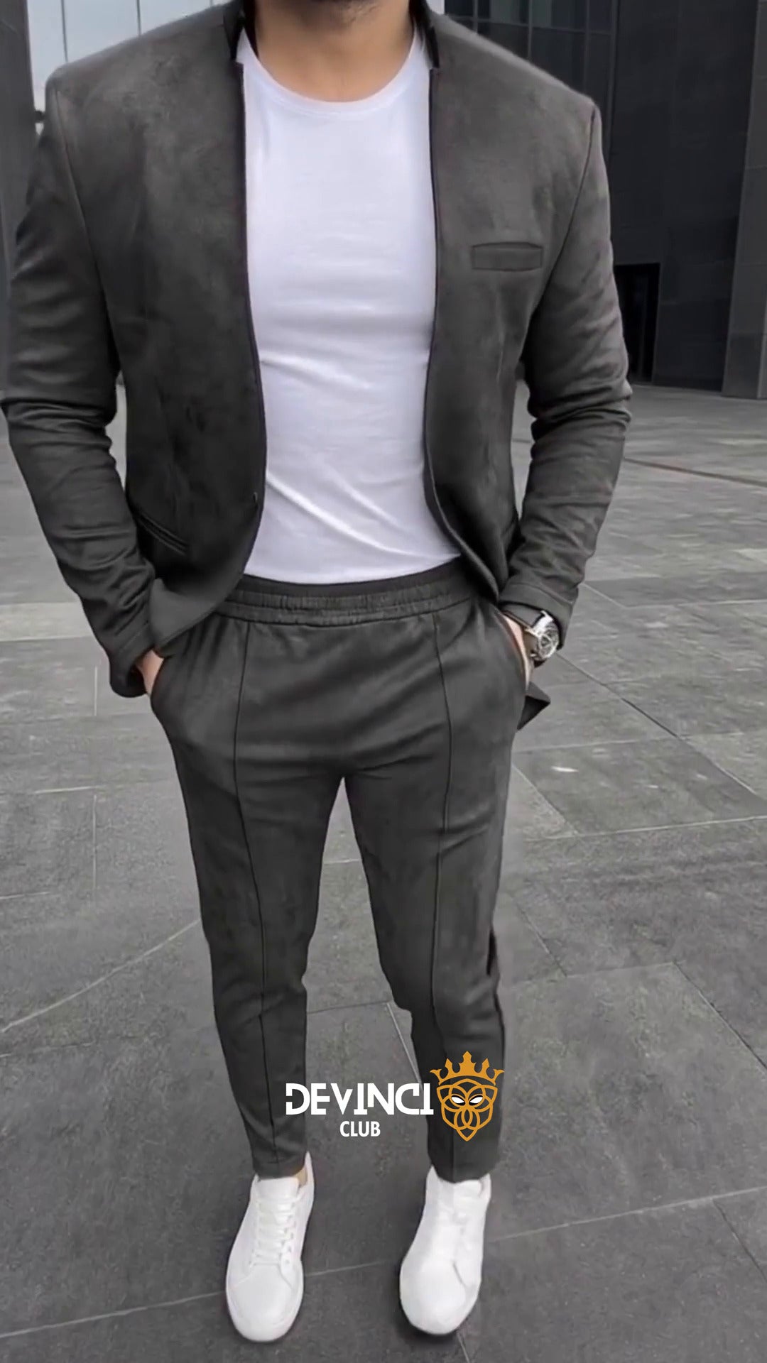 Costume classique en daim