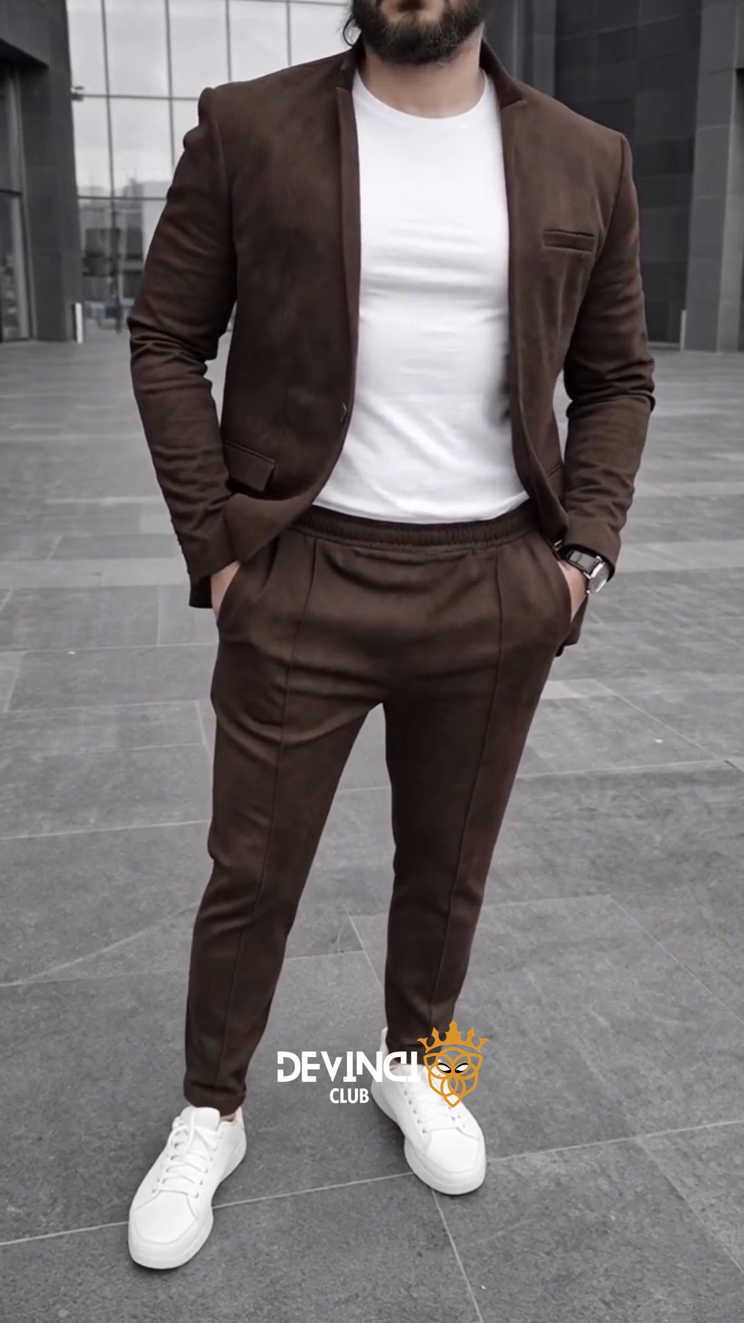 Costume classique en daim