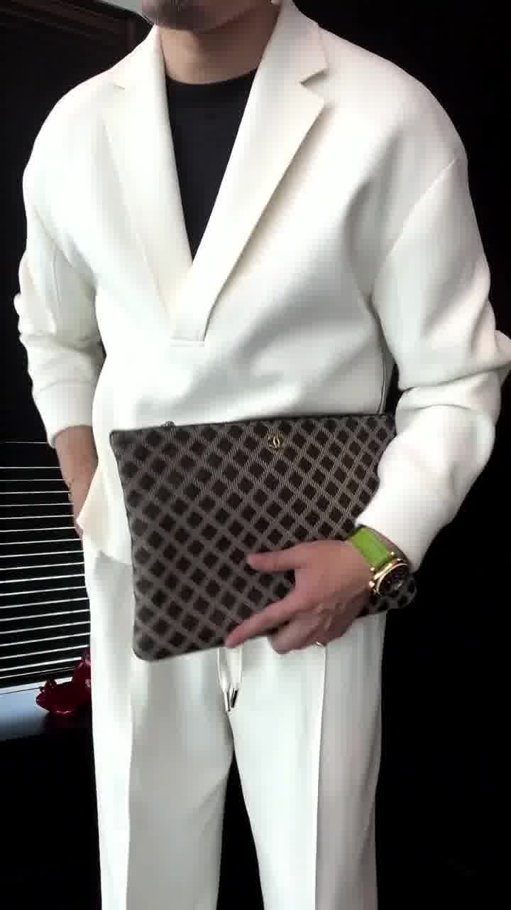 ensemble très chic
